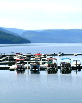 Mabel Lake Resort Boats