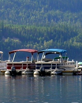 Mabel Lake Resort Boats