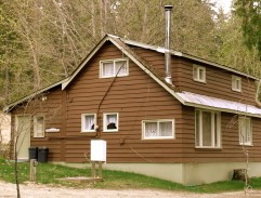Whyte House at Mabel Lake Resort