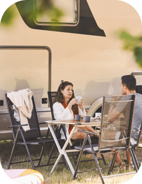 People enjoying coffee at Mabel Lake Resort